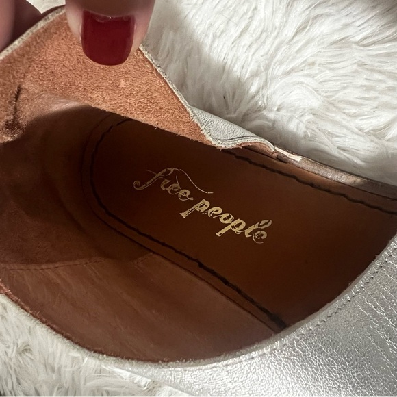 Free People Mont Blanc 36 5.5 6 Silver Genuine Leather Boho Casual Sandal Flats - Picture 3 of 11